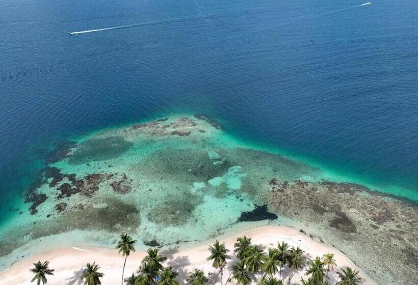 Isla Guarsidub San Blas Cabaña Sobre El Mar