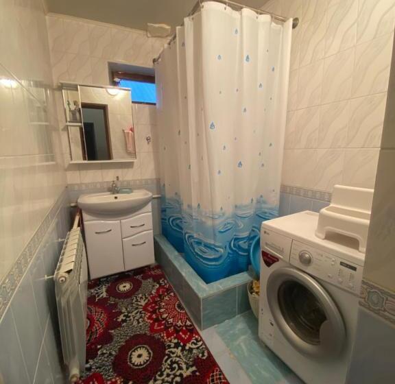 پانسیون Jaku Guest House