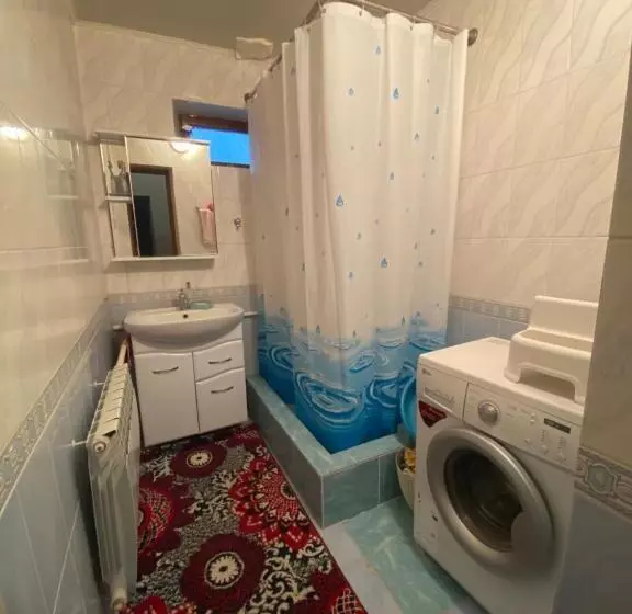 پانسیون Jaku Guest House
