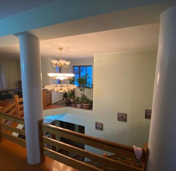 پانسیون Jaku Guest House