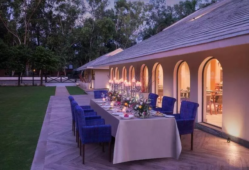 Lomakeskus Am Hotel Kollection, Meerut