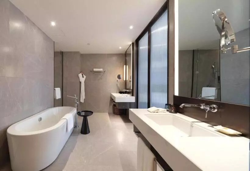 The Qube Hotel Anqing