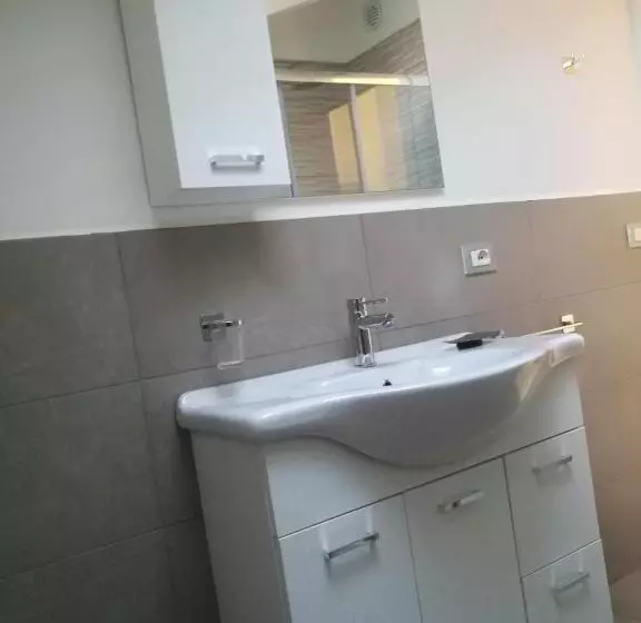 Aamiaismajoitus (B&B) Edo S Home