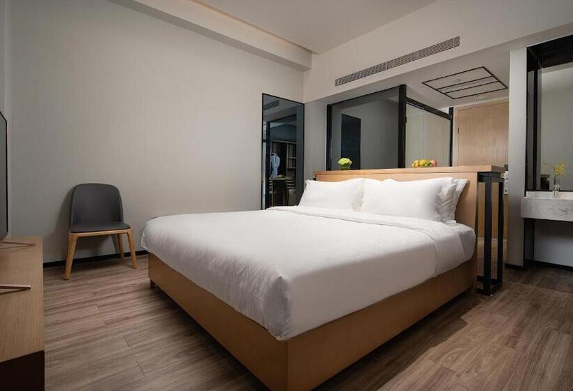 Отель Unijoy Cityinn Oct Loft Shenzhen有集城市客栈创意园店