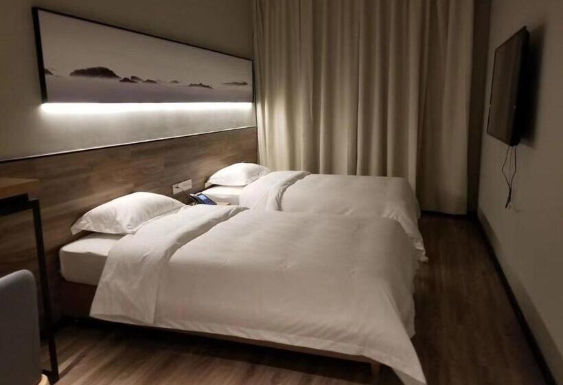 Отель Unijoy Cityinn Oct Loft Shenzhen有集城市客栈创意园店