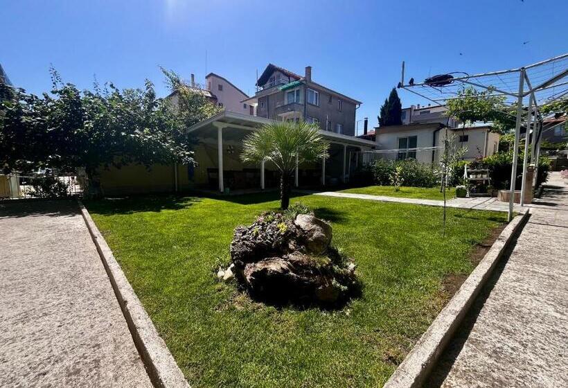 پانسیون бербатови 2