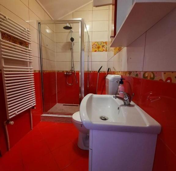 Pensjonat Apartament 3 Papuci