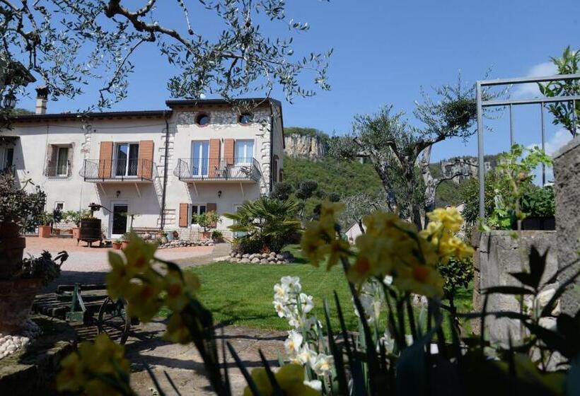 פנסיון Bnb La Corte