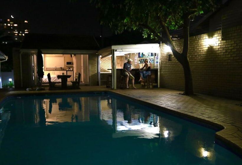 مبيت وإفطار Chopper Corner