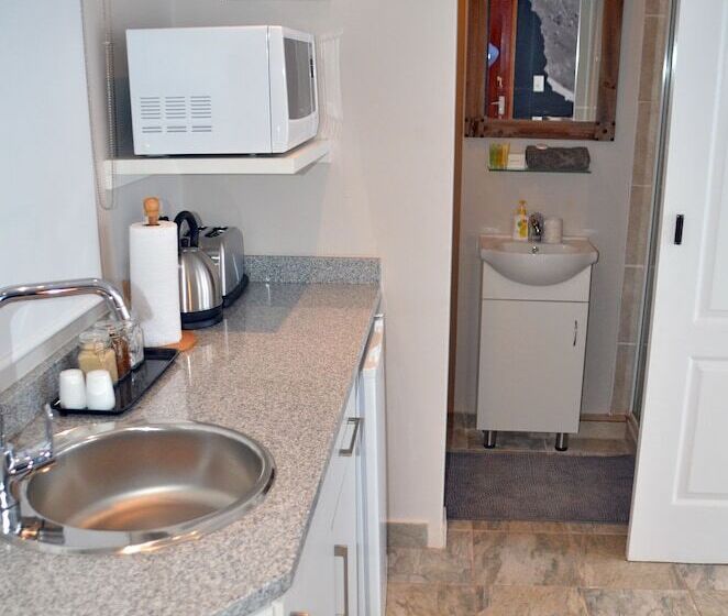 مبيت وإفطار Chopper Corner