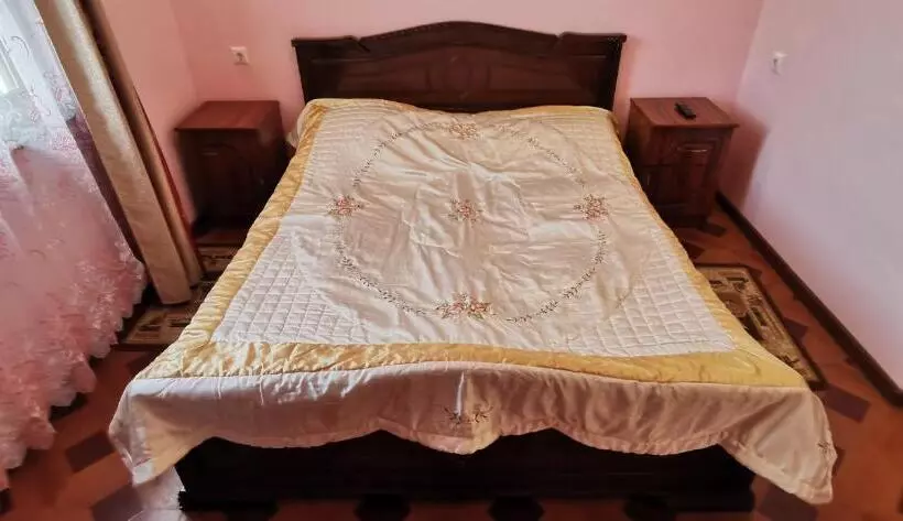 Aamiaismajoitus (B&B) Halidzor
