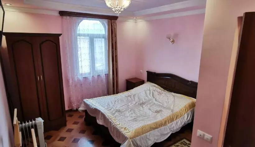 Aamiaismajoitus (B&B) Halidzor