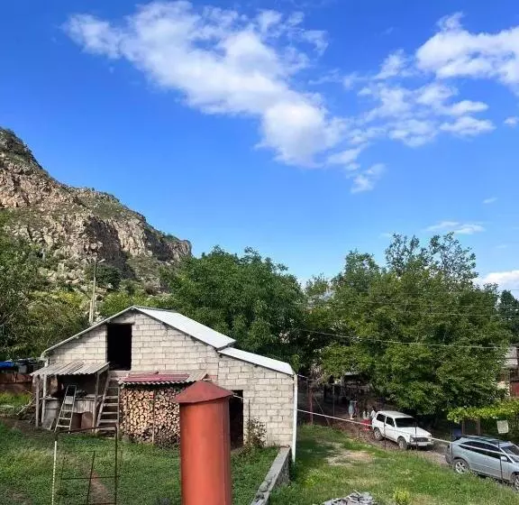 Aamiaismajoitus (B&B) Halidzor