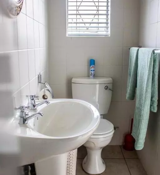 Aamiaismajoitus (B&B) Pro Active Guest House