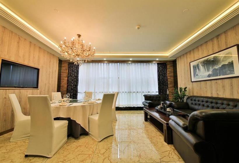 Hongyang Hotel Shenzhen North Railway Station