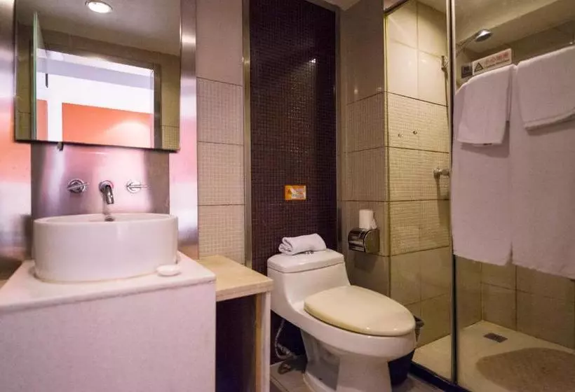 Motel Shenzhen Longgang Longcheng Square Metro Station