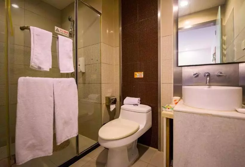 Motel Shenzhen Longgang Longcheng Square Metro Station