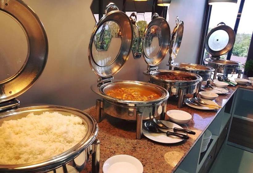 هتل Memory Sittwe