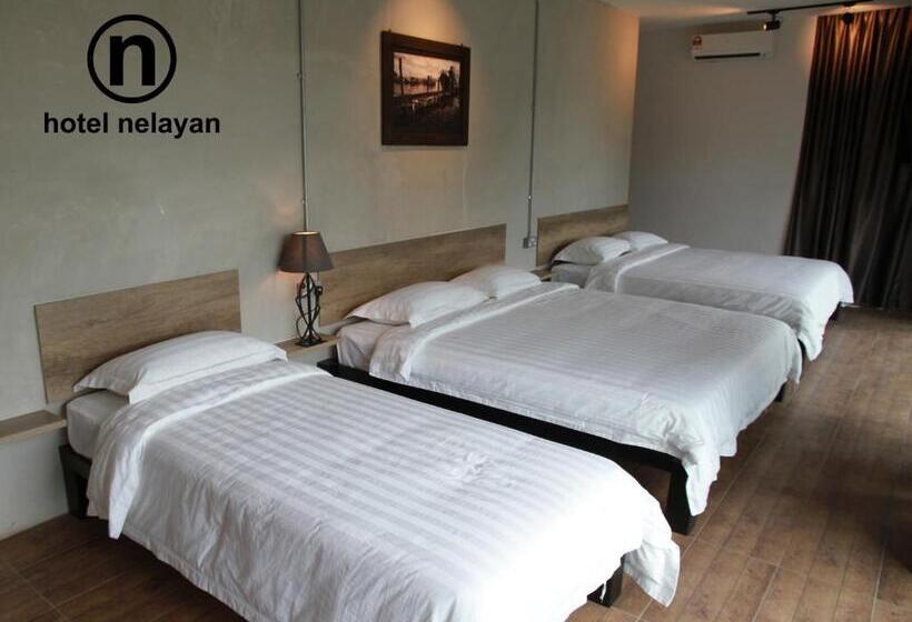 فندق Nelayan
