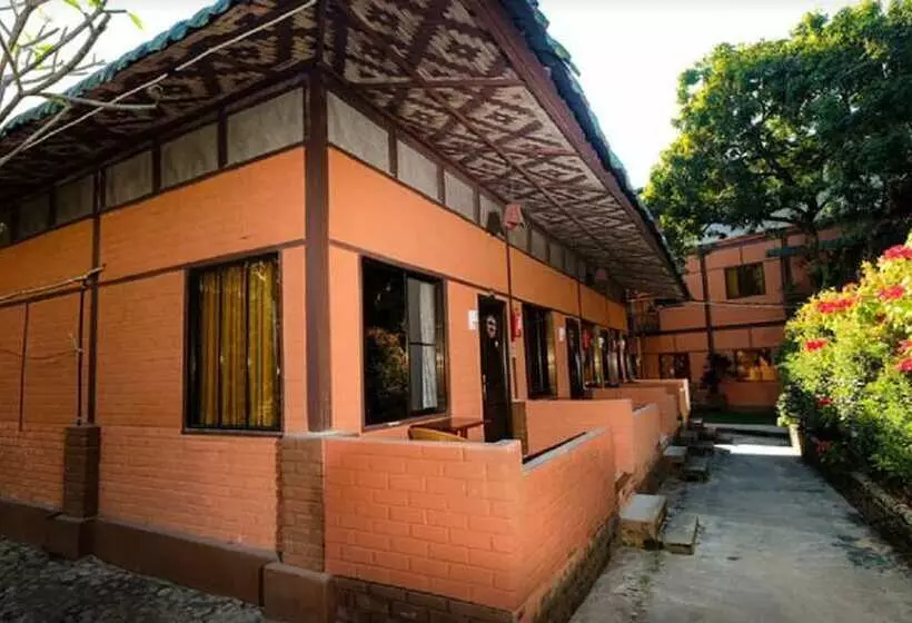 هتل Wun Tawp Garden