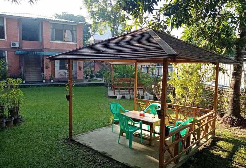 هتل Wun Tawp Garden