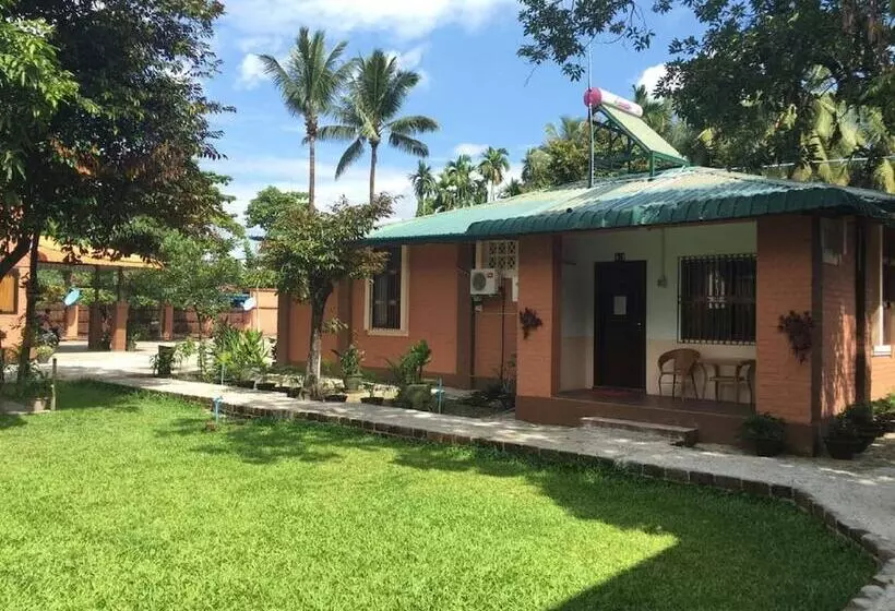 هتل Wun Tawp Garden