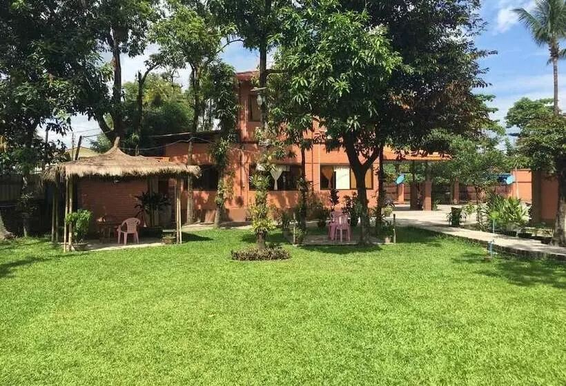 هتل Wun Tawp Garden