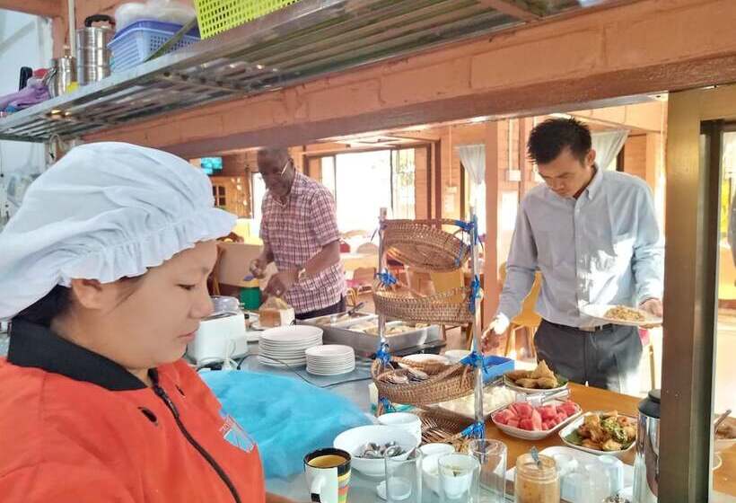 هتل Wun Tawp Garden