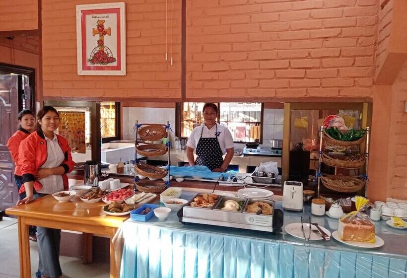 هتل Wun Tawp Garden