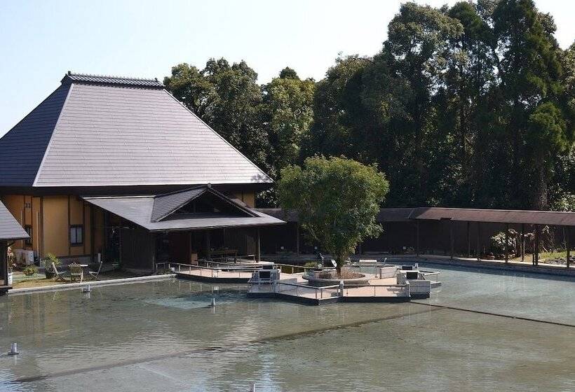 Ryokan Onsensui Pool & Fufu Rotenburo No Hanareyado Yurian