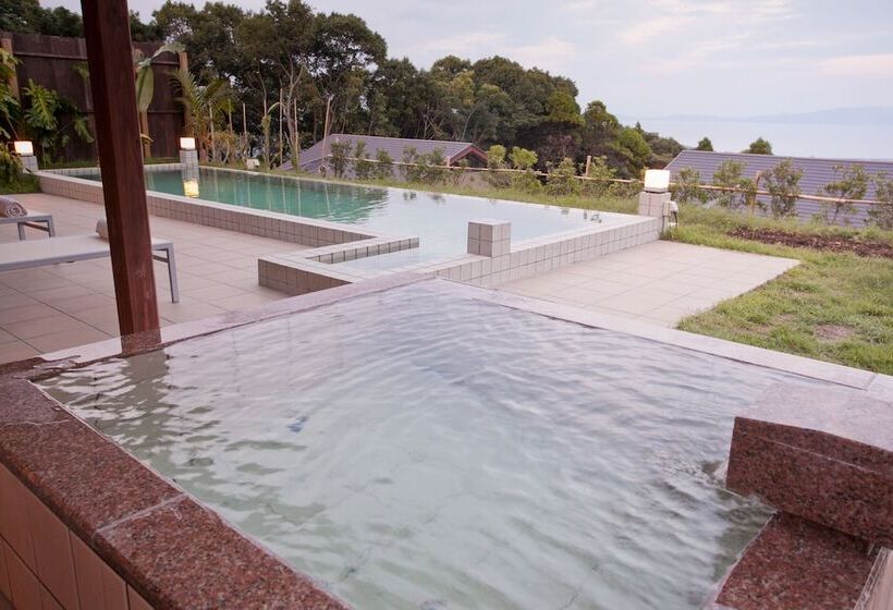 Ryokan Onsensui Pool & Fufu Rotenburo No Hanareyado Yurian