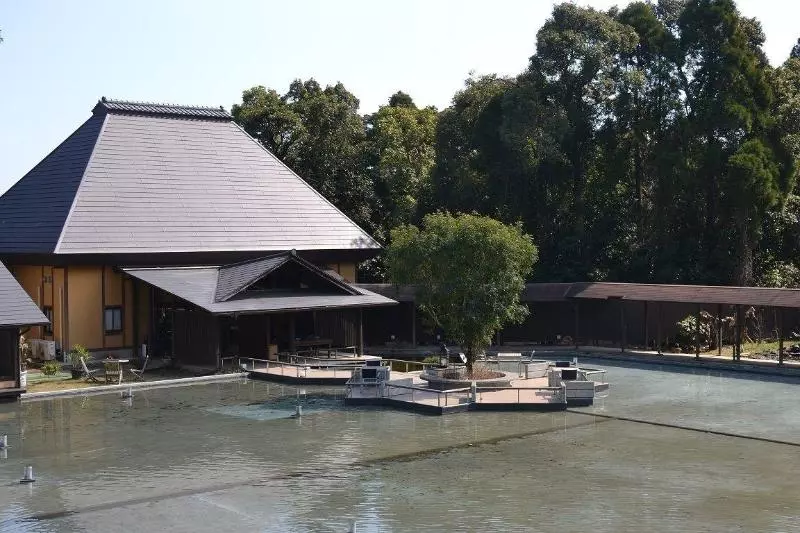 旅館 Onsensui Pool & Fufu Rotenburo No Hanareyado Yurian