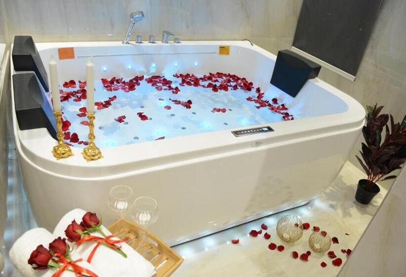 الايوان للاجنحة الفندقية E1