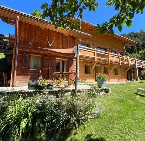 Aamiaismajoitus (B&B) Chez Fred Et Carine