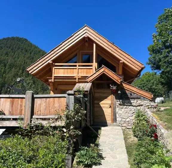 Aamiaismajoitus (B&B) Chez Fred Et Carine