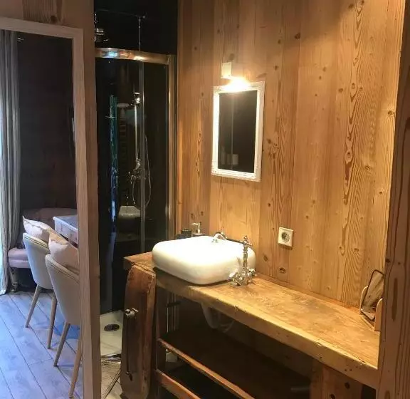 Aamiaismajoitus (B&B) Chez Fred Et Carine