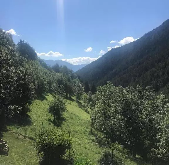 Aamiaismajoitus (B&B) Chez Fred Et Carine