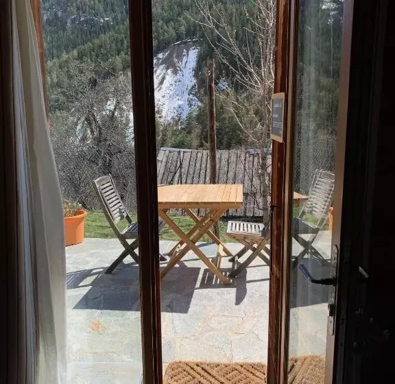 Aamiaismajoitus (B&B) Chez Fred Et Carine