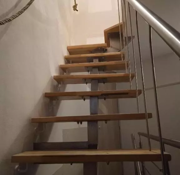 تختخواب و صبحانه La Colombara