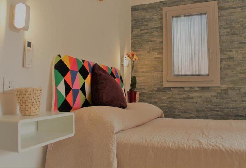 تختخواب و صبحانه La Colombara