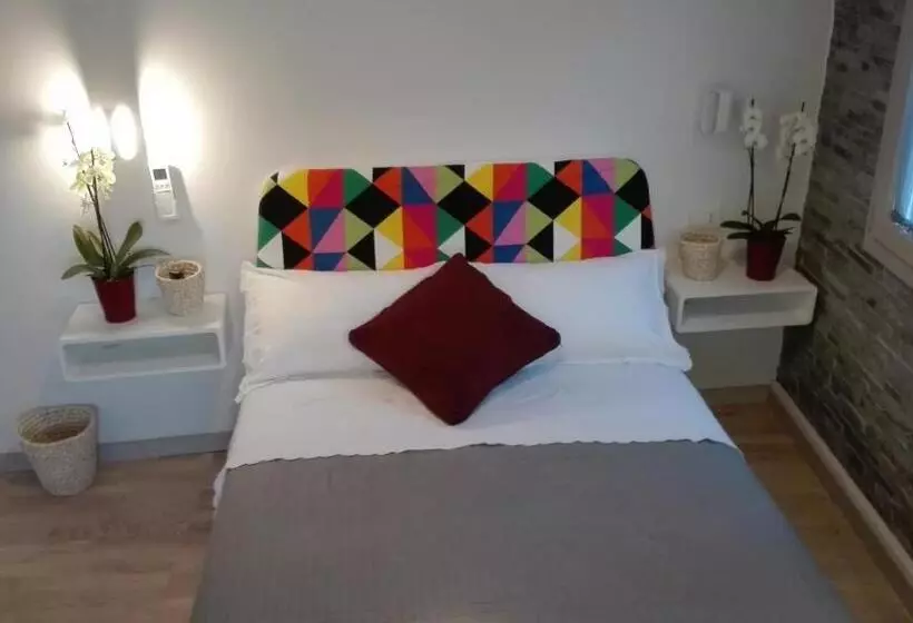 تختخواب و صبحانه La Colombara
