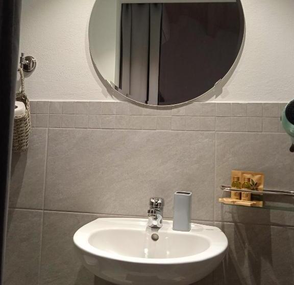 تختخواب و صبحانه La Colombara