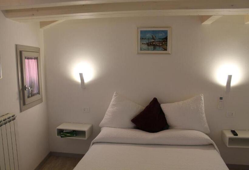 تختخواب و صبحانه La Colombara