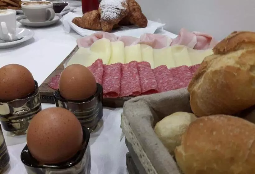 Aamiaismajoitus (B&B) Levante