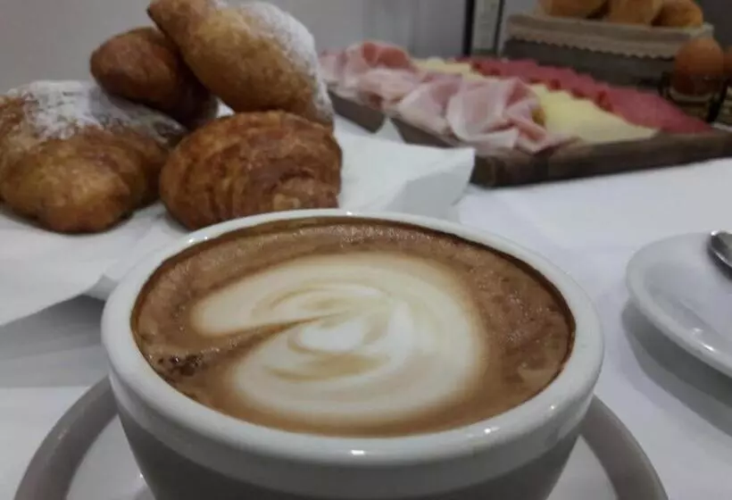 Aamiaismajoitus (B&B) Levante