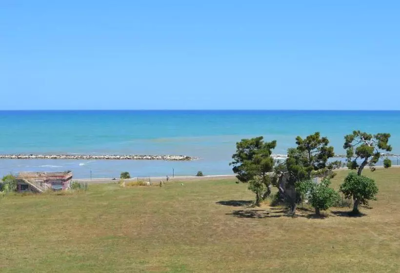 Aamiaismajoitus (B&B) Levante