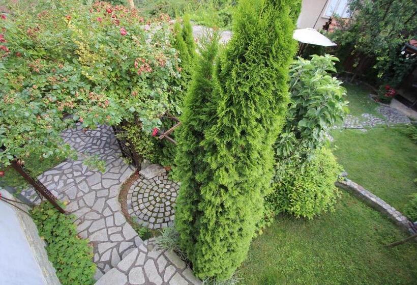 پانسیون къща за гости джая