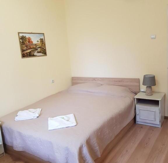 پانسیون къща за гости саня