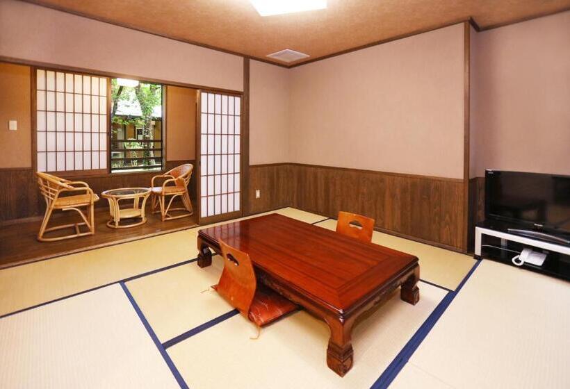 Ryokan 池の山荘
