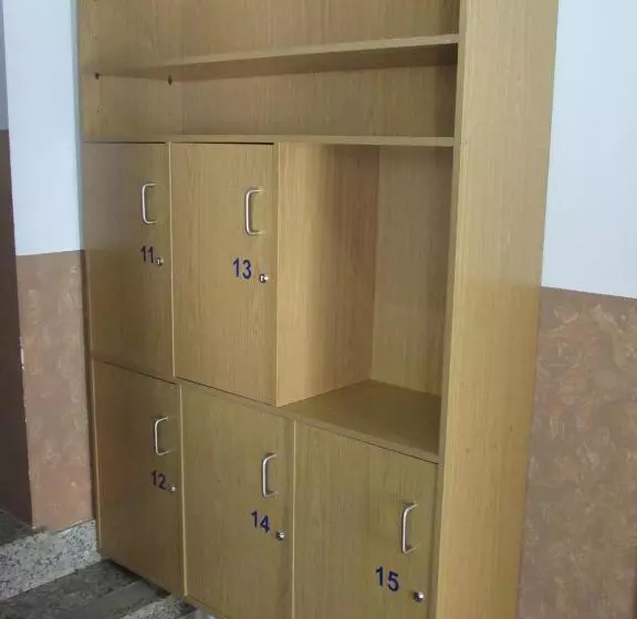 Albergue De Oneta